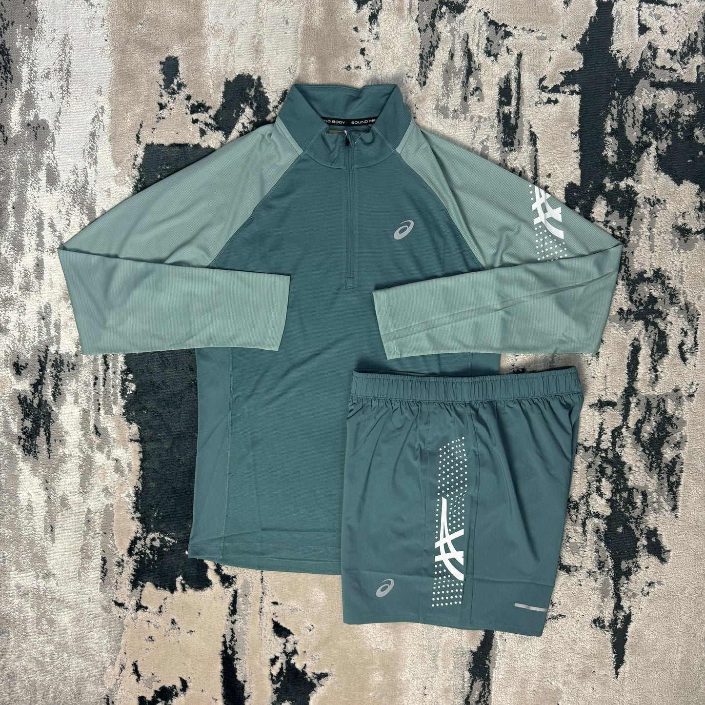 ASICS LONG SLEEVE 1/2 ZIP SHORT SET - AQUA TEAL