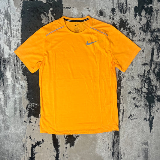 NIKE DRI FIT MILER 1.0 T SHIRT - ORANGE