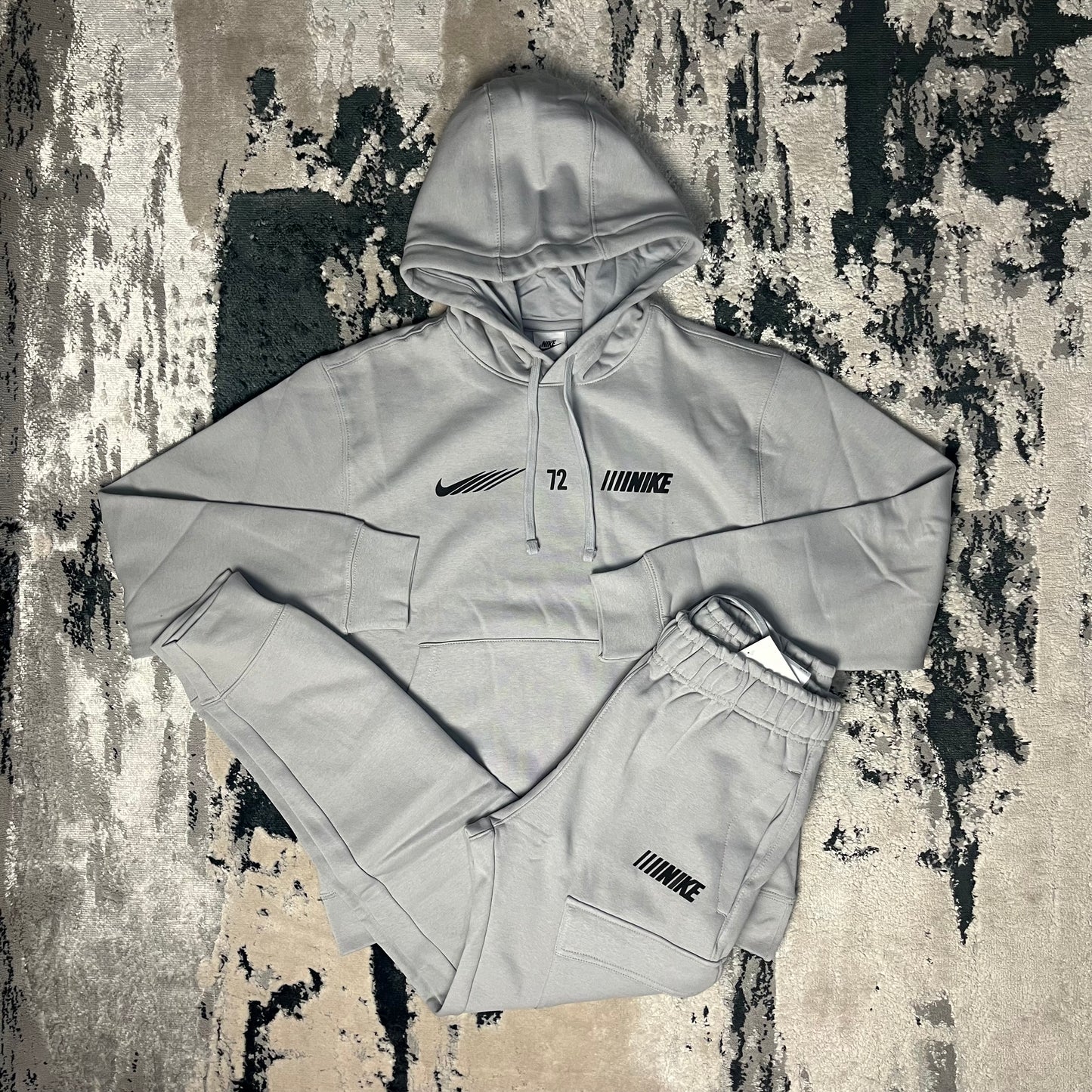 NIKE SPORTSWEAR FLEECE TRACKSUIT - GREY