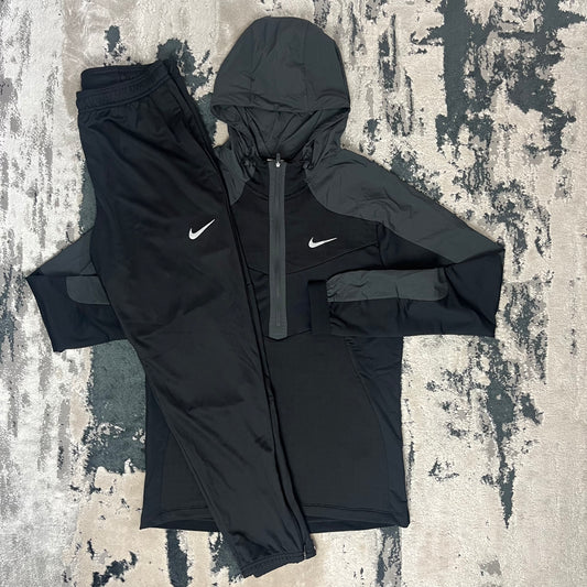 NIKE PERFORMANCE TECH HOODED TRACKSUIT - BLACK