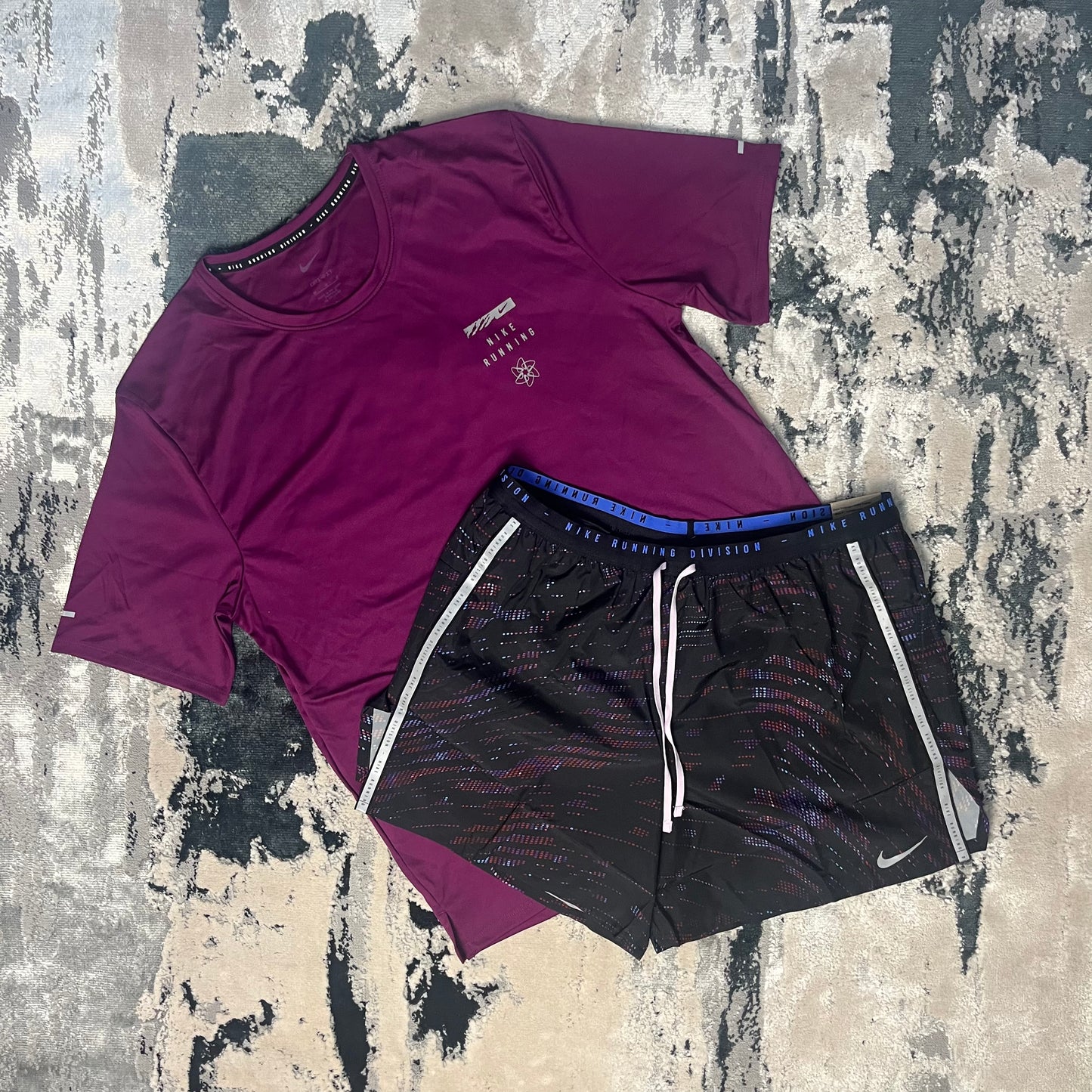 NIKE DRI FIT RUNNING DIVISION PURPLE SHORT SET