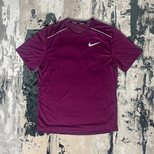 NIKE DRI FIT MILER 1.0 T SHIRT - SANGRIA