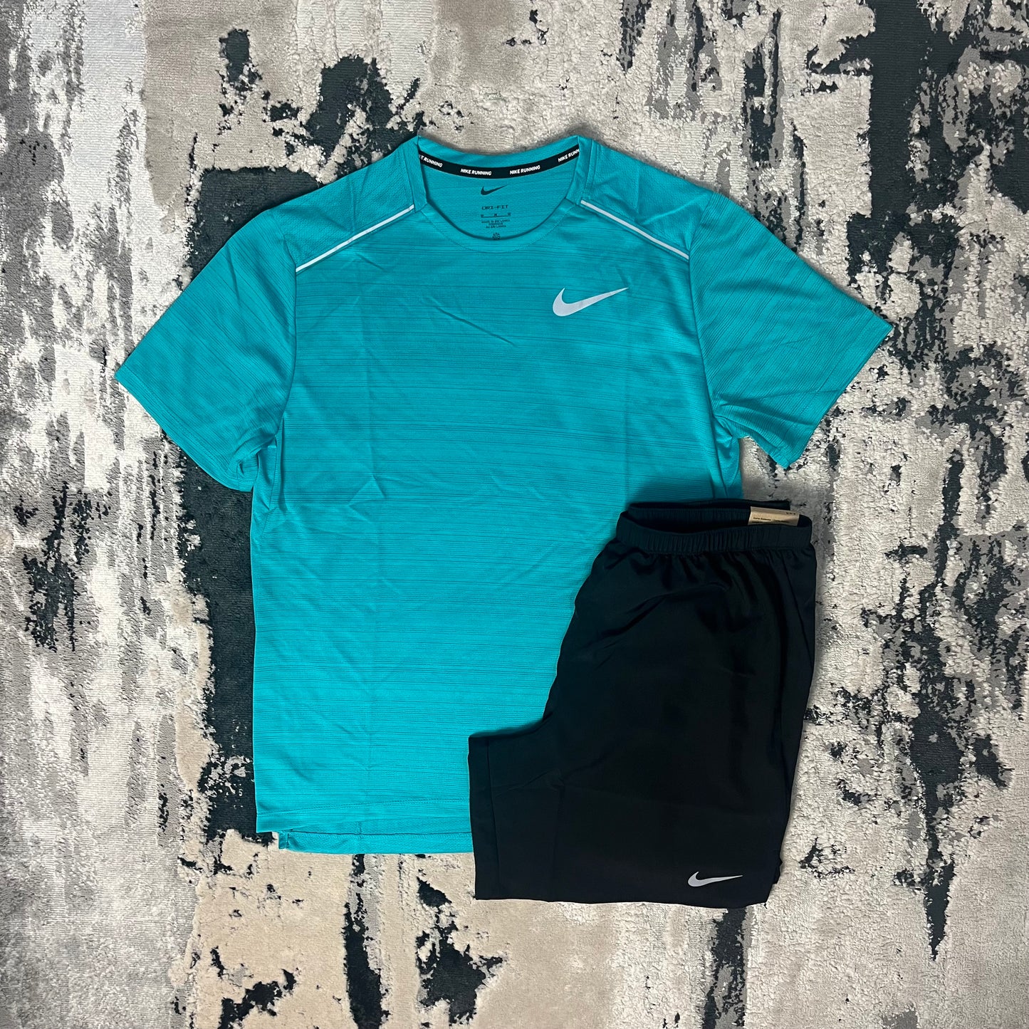 NIKE DRI FIT MILER 1.0 T SHIRT & SHORT SET - AQUA