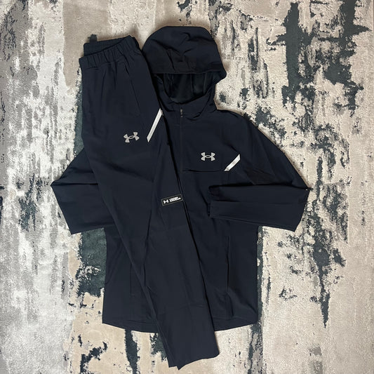 UNDER ARMOUR VANISH UTILITY TRACKSUIT SET - BLACK