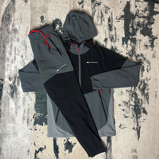 MONTERRAIN VAULT WOVEN HOODED TRACKSUIT- BLACK / GREY