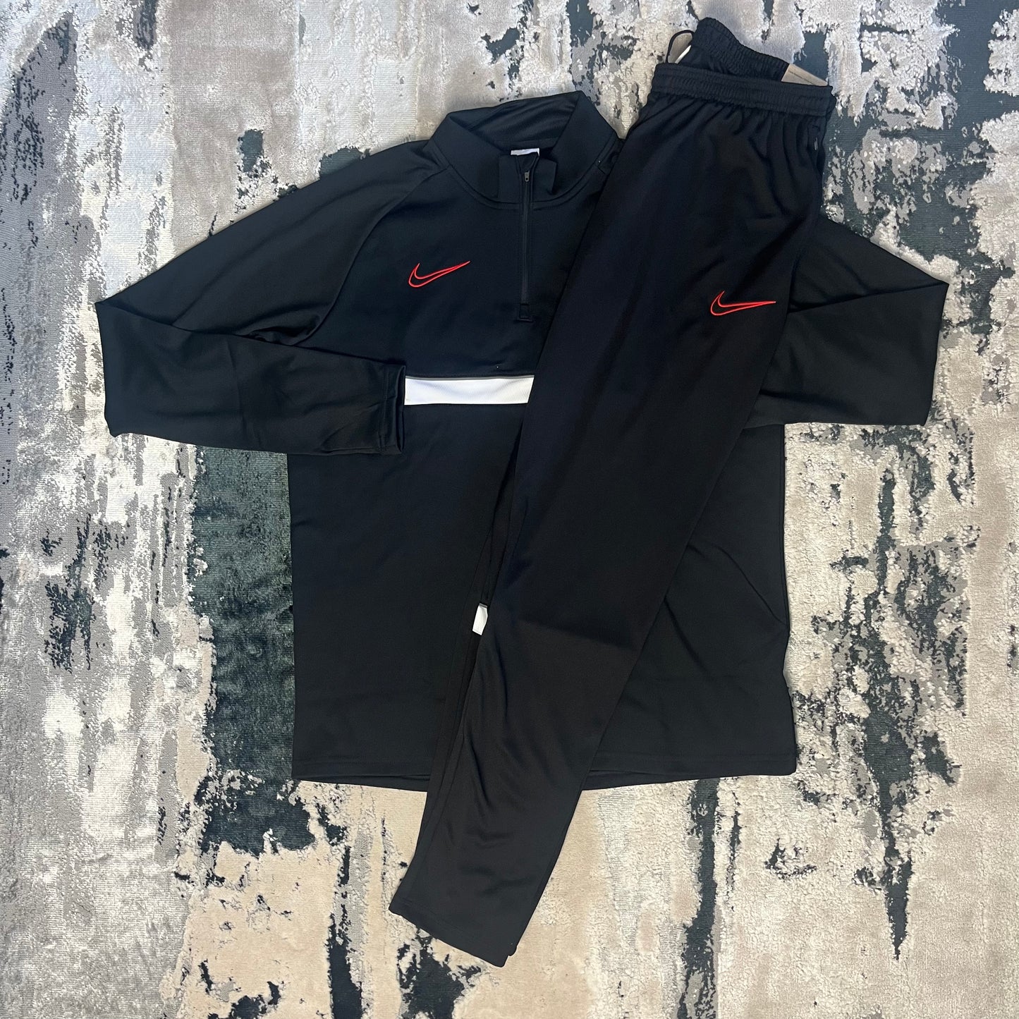 Black dri fit tracksuit sale